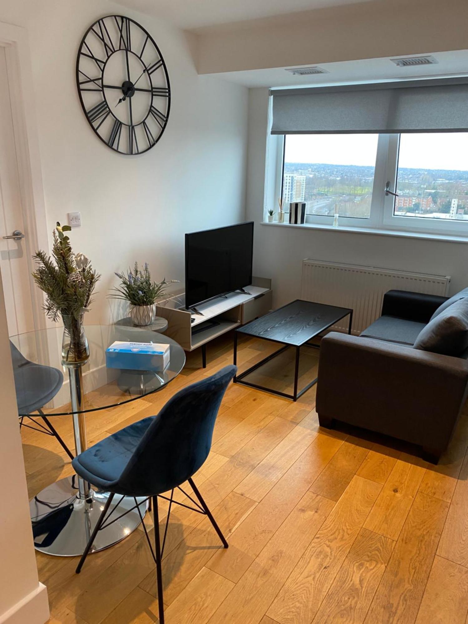 Morden 1 Bedroom City- Apt Central Stylish Living クロイドン エクステリア 写真